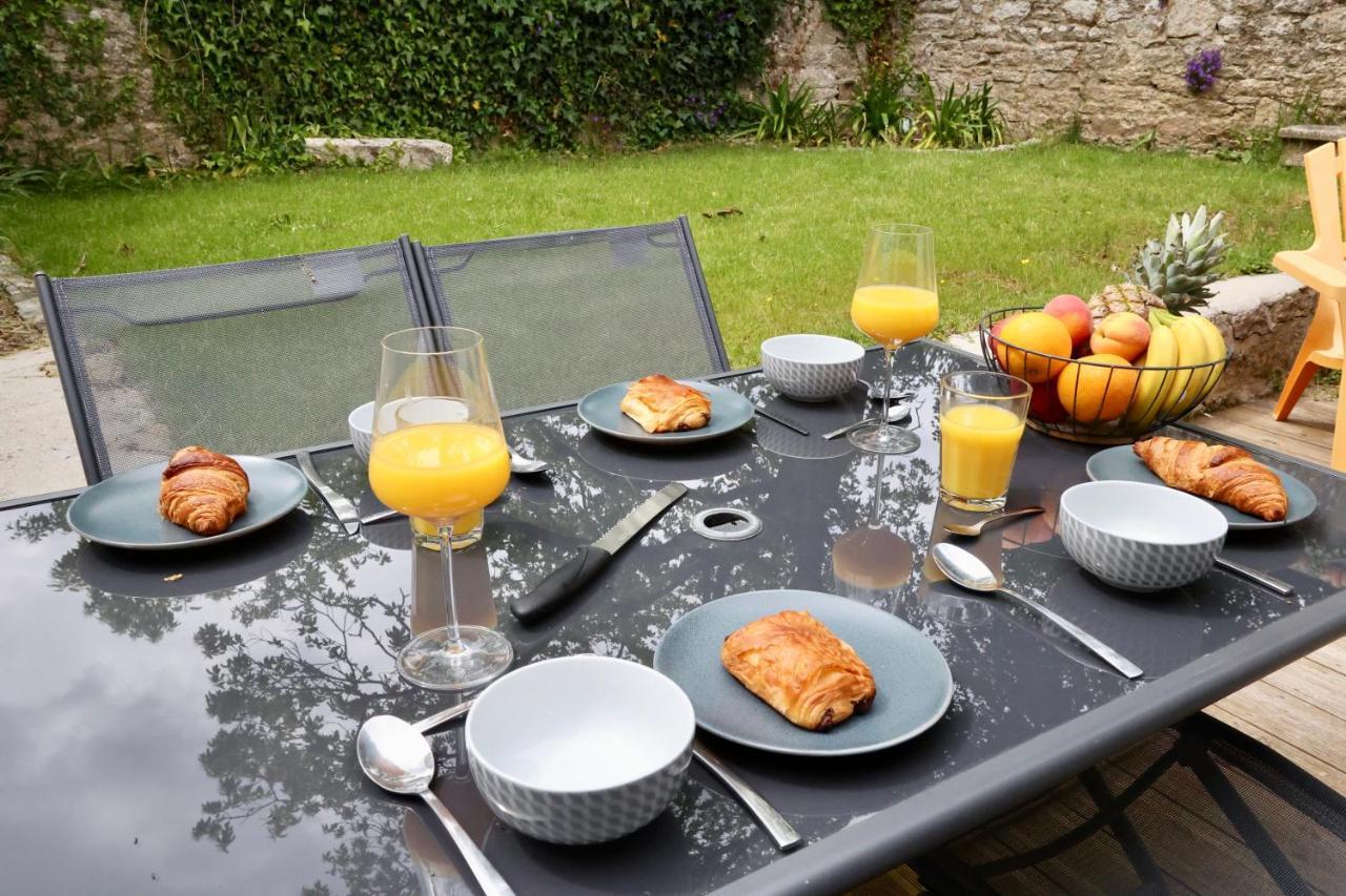 Ferienwohnung L'Atelier Et Sa Terrasse Pontivy Exterior foto